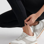 Peter Millar 女式 Bingham 弹力九分高尔夫球裤 - 黑色