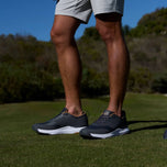 Travis Mathew NuAge Mega Spiked 高尔夫球鞋 - 酷白色/Total Eclipse