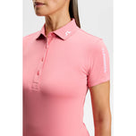 J.Lindeberg 女式 Tour Tech 高尔夫 Polo 衫 - 火烈鸟羽毛